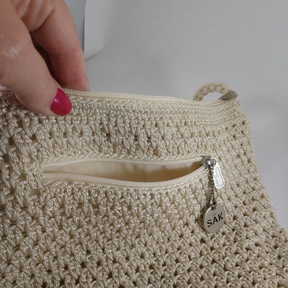 The SAC handbag Pre-owned but looks brand new! - Picture 8 of 8